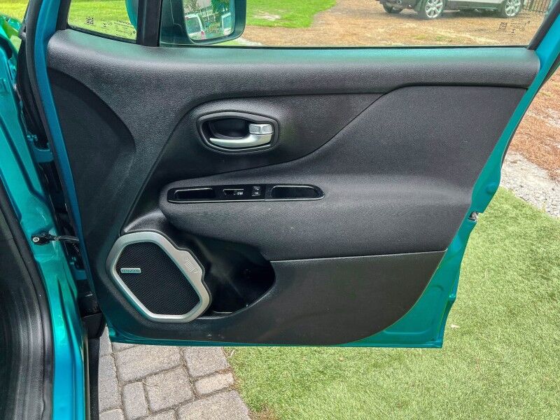 2021 Jeep Renegade Latitude Wilmington NC