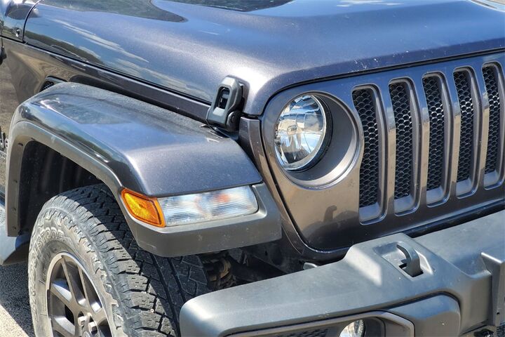 2021 Jeep Wrangler   TX