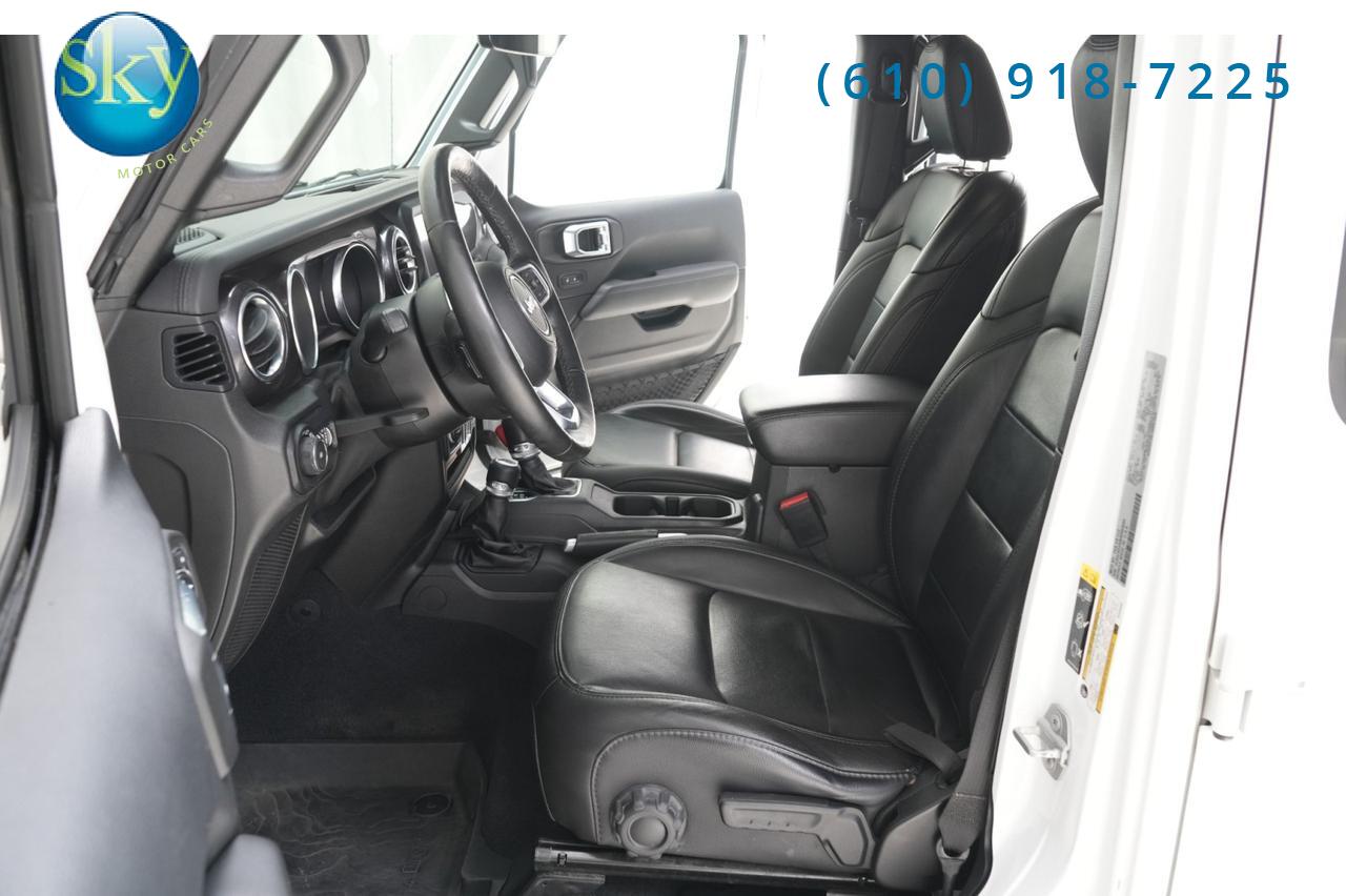 2021 Jeep Wrangler 4WD Unlimited Sahara Altitude SKY ONE-TOUCH POWER TOP West Chester PA