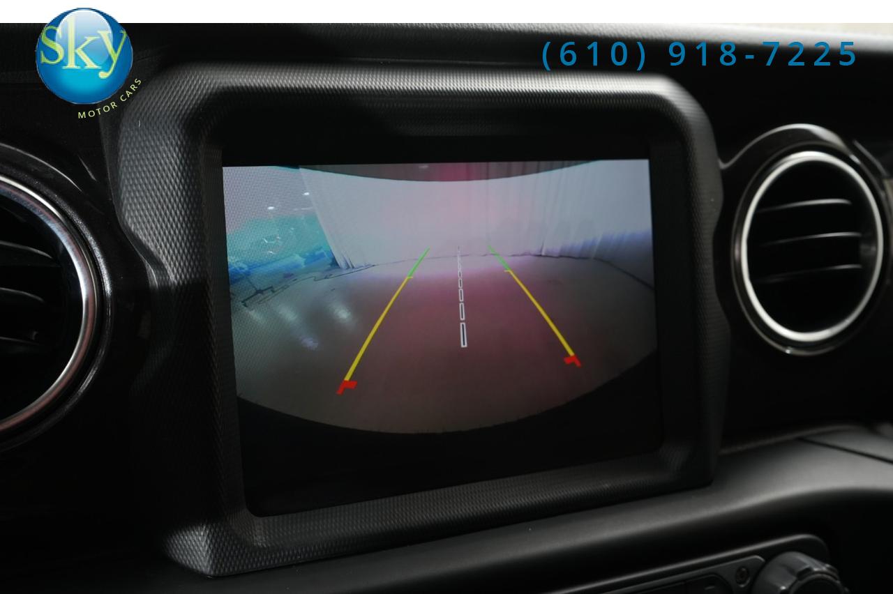 2021 Jeep Wrangler 4WD Unlimited Sahara Altitude SKY ONE-TOUCH POWER TOP West Chester PA