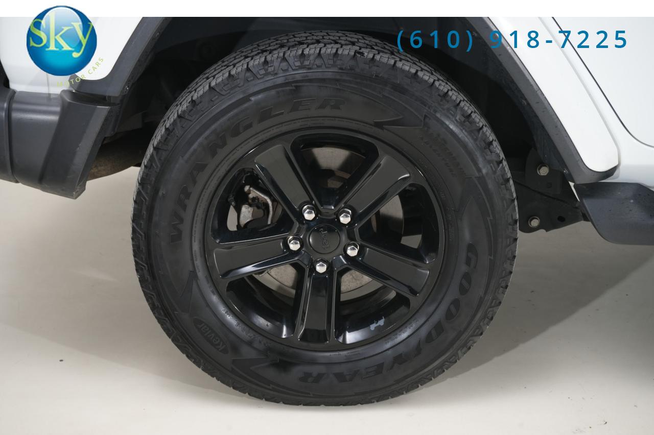 2021 Jeep Wrangler 4WD Unlimited Sahara Altitude SKY ONE-TOUCH POWER TOP West Chester PA