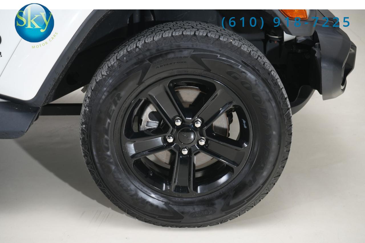 2021 Jeep Wrangler 4WD Unlimited Sahara Altitude SKY ONE-TOUCH POWER TOP West Chester PA