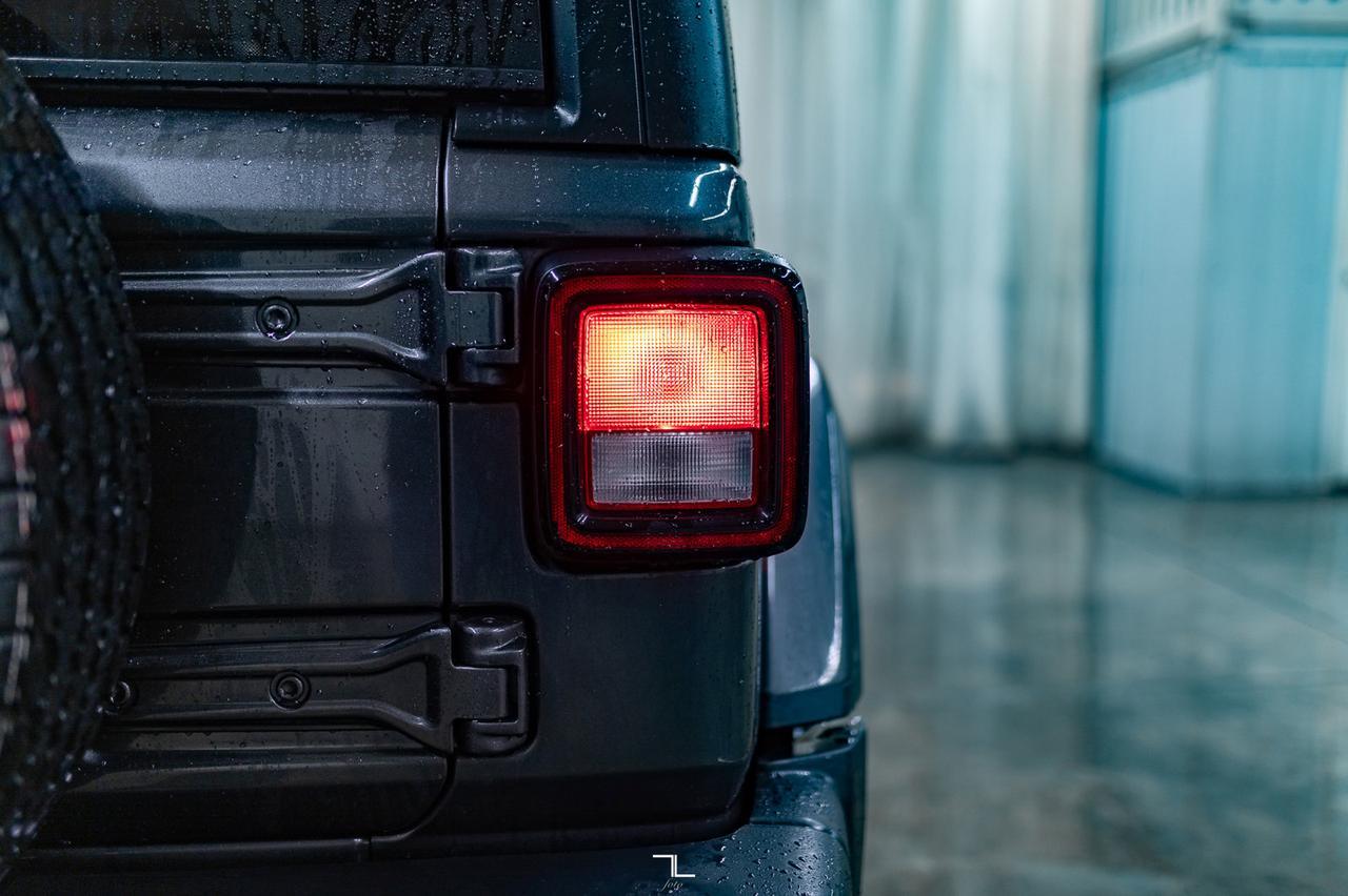 2021 Jeep Wrangler 4x4 Unlimited Sahara Diesel Leather Nav BCam Red Deer AB