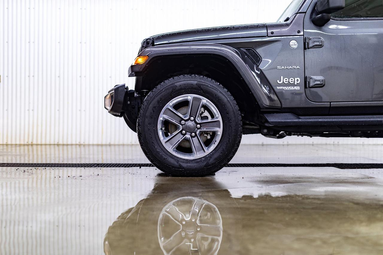 2021 Jeep Wrangler 4x4 Unlimited Sahara Diesel Leather Nav BCam Red Deer AB