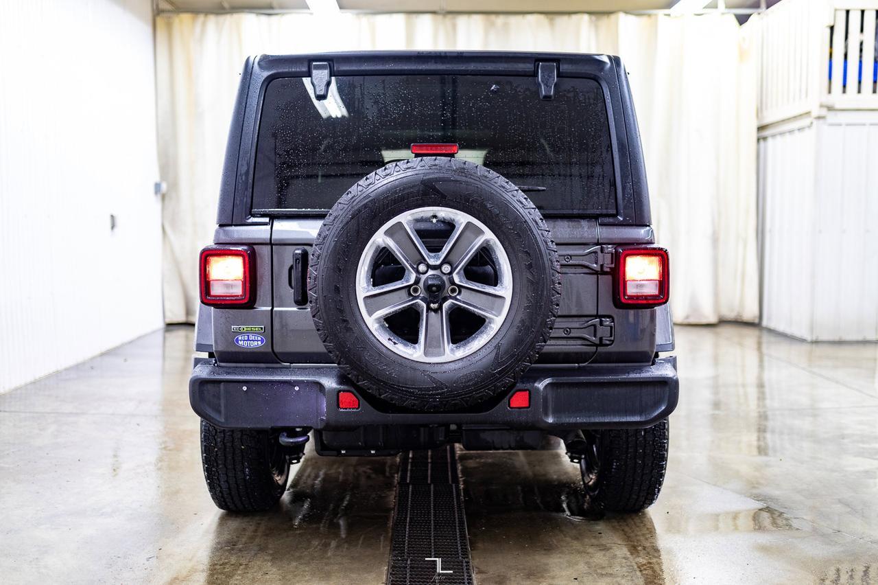 2021 Jeep Wrangler 4x4 Unlimited Sahara Diesel Leather Nav BCam Red Deer AB