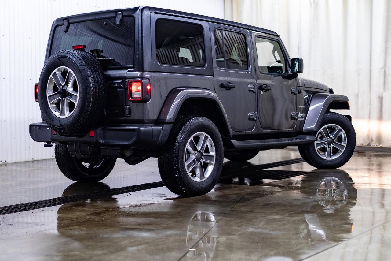 2021 Jeep Wrangler 4x4 Unlimited Sahara Diesel Leather Nav BCam Red Deer AB
