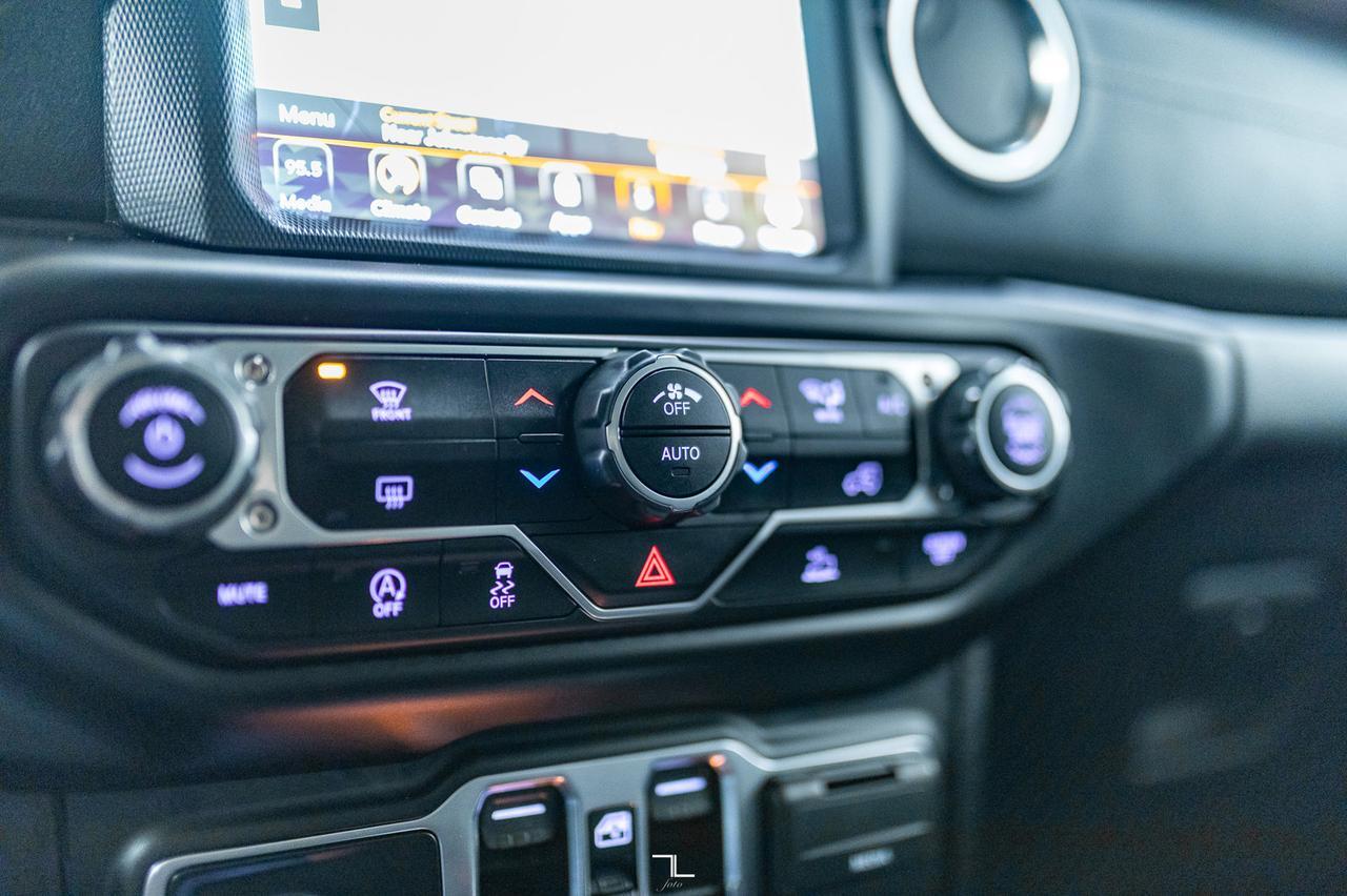 2021 Jeep Wrangler 4x4 Unlimited Sahara Diesel Leather Nav BCam Red Deer AB