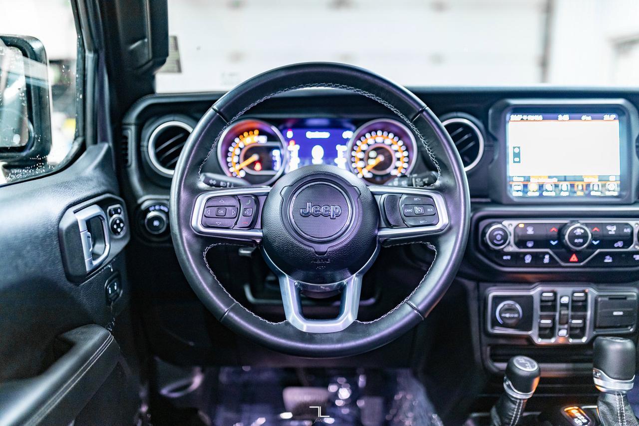2021 Jeep Wrangler 4x4 Unlimited Sahara Diesel Leather Nav BCam Red Deer AB