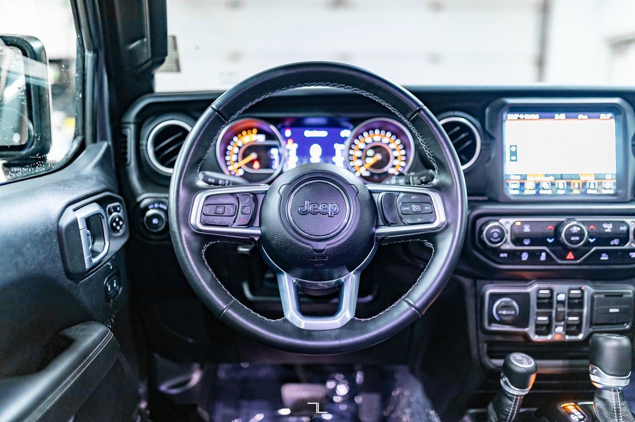 2021 Jeep Wrangler 4x4 Unlimited Sahara Diesel Leather Nav BCam Red Deer AB