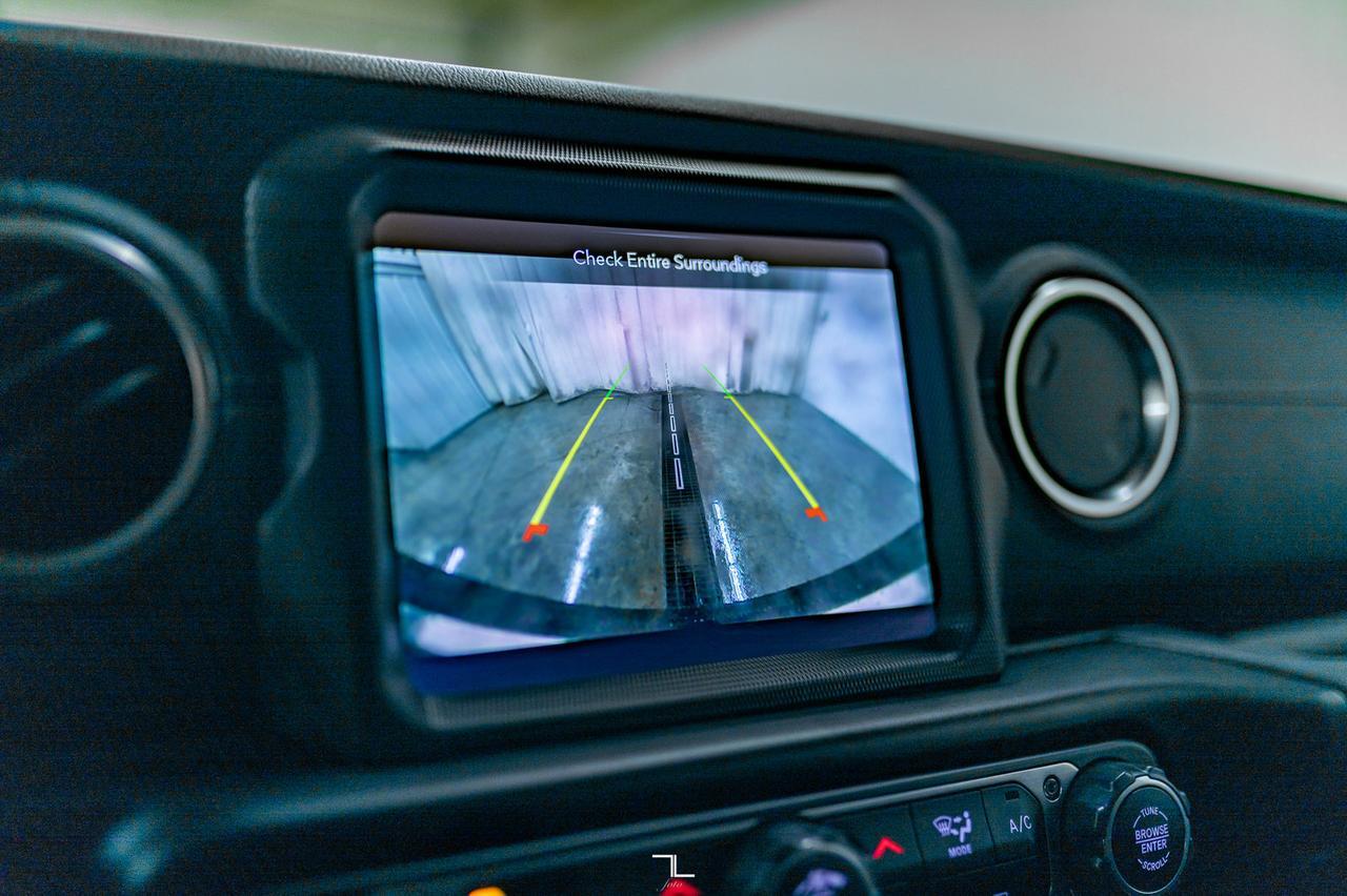 2021 Jeep Wrangler 4x4 Unlimited Sahara Diesel Leather Nav BCam Red Deer AB