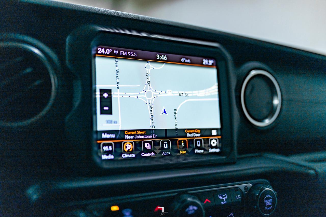 2021 Jeep Wrangler 4x4 Unlimited Sahara Diesel Leather Nav BCam Red Deer AB