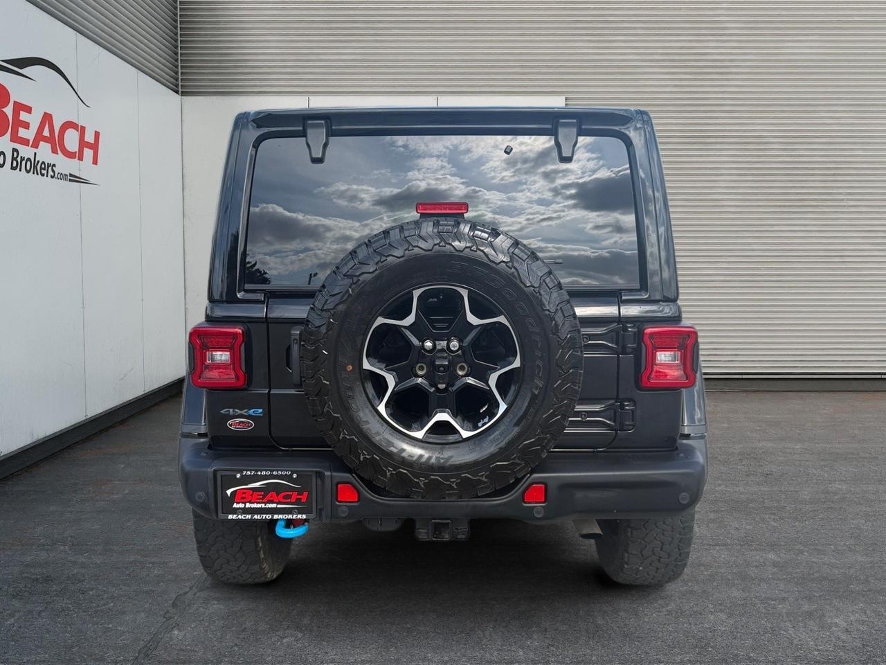 2021 Jeep Wrangler 4xe Unlimited Rubicon, APPLE CARPLAY/ANDROID AUTO, BACKUP CAMERA, HEATED SEATS, HEATED STEERING WHEEL, UNIVERSAL GARAGE DOOR OPENER, RUNNING BOARDS, POWER/HEATED MIRRORS, REMOTE START, TOW PACKAGE, ONLY 1 OWNER, CLEAN CARFAX! Norfolk VA