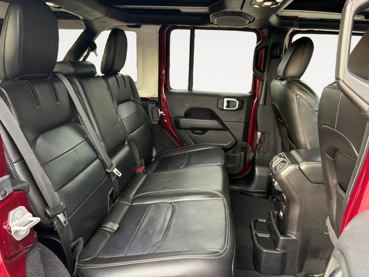 2021 Jeep Wrangler 4xe Unlimited Sahara SKY ONE-TOUCH POWER TOP, FORWARD COLLISION ALERT, RUNNING BOARDS, REMOTE START, BACKUP CAMERA WITH PARKING SENSORS, SKY ONE TOUCH POWER TOP, APPLE CARPLAY/ANDROID AUTO, HEATED SEATS, ONLY 1 OWNER, CLEAN CARFAX, GET JEEPIN' ON TH Virginia Beach VA