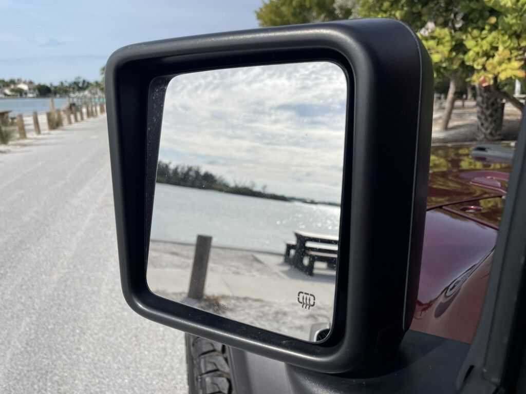 2021 Jeep Wrangler EXCELLENT CONDITION~4X4~CRUISE CONTROL~DRIVER ASSISTANCE PACKAGE~NAVIGATION~PREMIUM SOUND SYSTEM~UNLIMITED SPORT~REMOVABLE HARD TOP~TOW HOOKS Sarasota FL