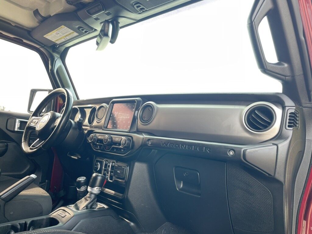 2021 Jeep Wrangler EXCELLENT CONDITION~4X4~CRUISE CONTROL~DRIVER ASSISTANCE PACKAGE~NAVIGATION~PREMIUM SOUND SYSTEM~UNLIMITED SPORT~REMOVABLE HARD TOP~TOW HOOKS Sarasota FL