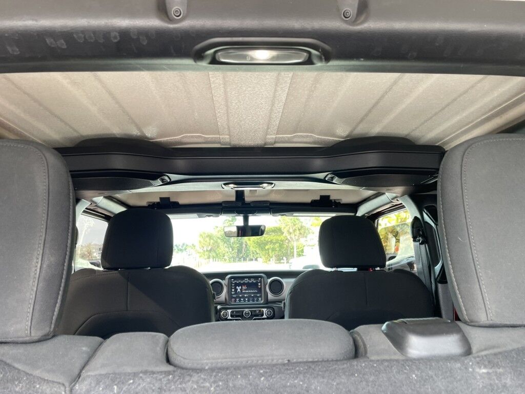 2021 Jeep Wrangler EXCELLENT CONDITION~4X4~CRUISE CONTROL~DRIVER ASSISTANCE PACKAGE~NAVIGATION~PREMIUM SOUND SYSTEM~UNLIMITED SPORT~REMOVABLE HARD TOP~TOW HOOKS Sarasota FL