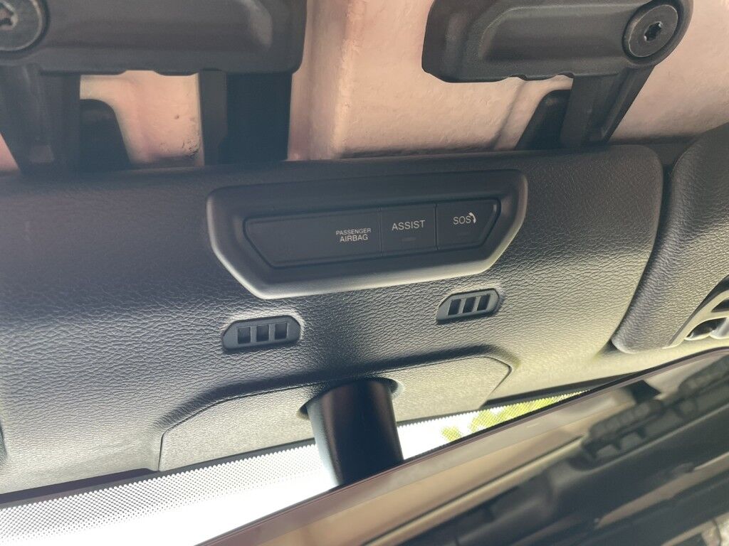 2021 Jeep Wrangler EXCELLENT CONDITION~4X4~CRUISE CONTROL~DRIVER ASSISTANCE PACKAGE~NAVIGATION~PREMIUM SOUND SYSTEM~UNLIMITED SPORT~REMOVABLE HARD TOP~TOW HOOKS Sarasota FL