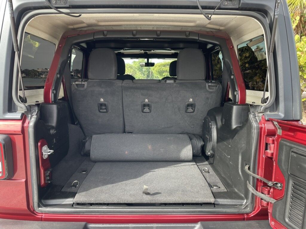 2021 Jeep Wrangler EXCELLENT CONDITION~4X4~CRUISE CONTROL~DRIVER ASSISTANCE PACKAGE~NAVIGATION~PREMIUM SOUND SYSTEM~UNLIMITED SPORT~REMOVABLE HARD TOP~TOW HOOKS Sarasota FL