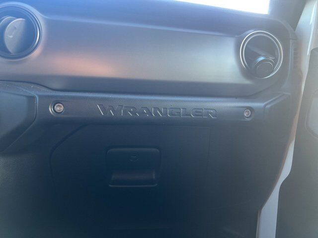 2021 Jeep Wrangler Sport S Carbondale IL