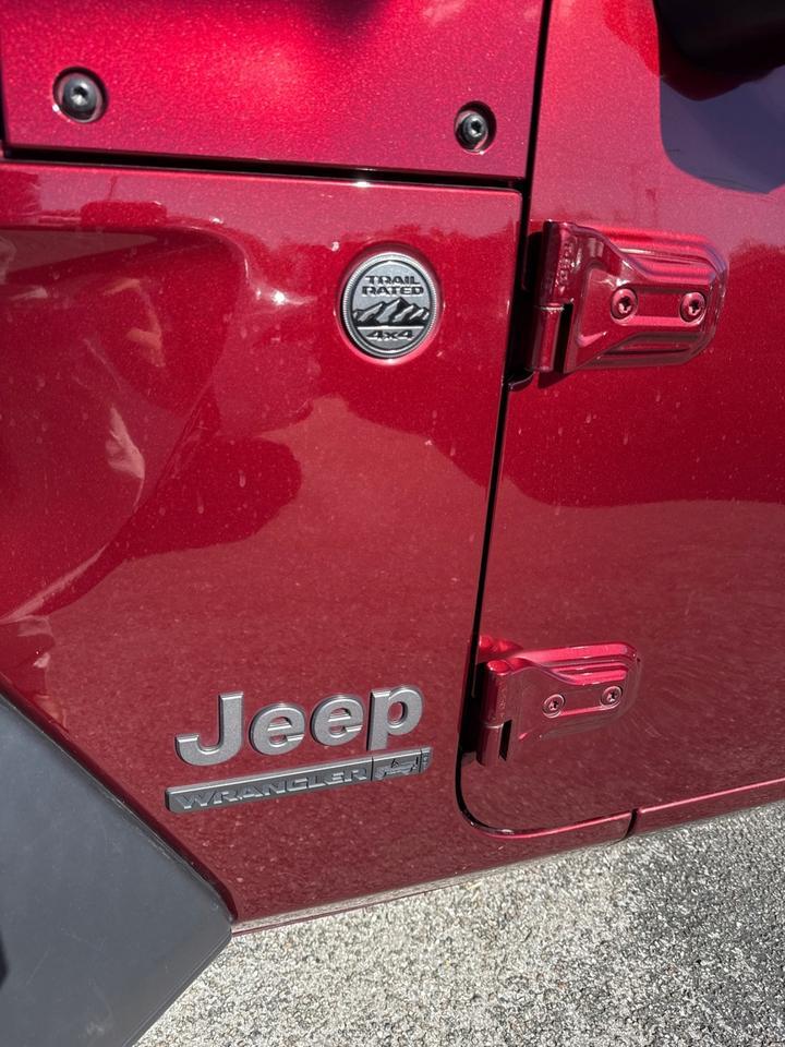 2021 Jeep Wrangler UNLIMITED SPORT~REMOVABLE HARD TOP~