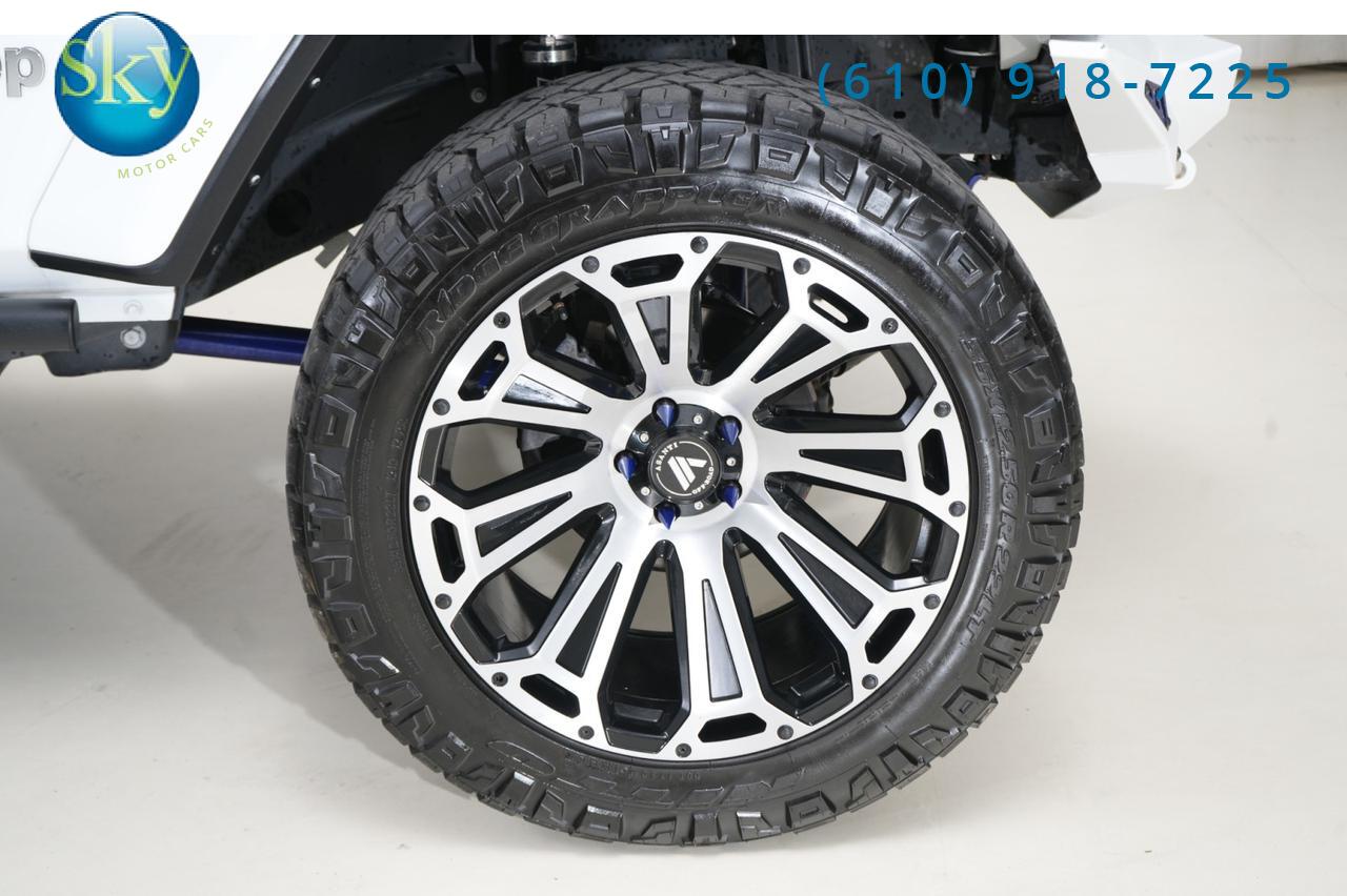 2021 Jeep Wrangler Unlimited 4WD Sahara LIFTED $25K UPGRADES West Chester PA