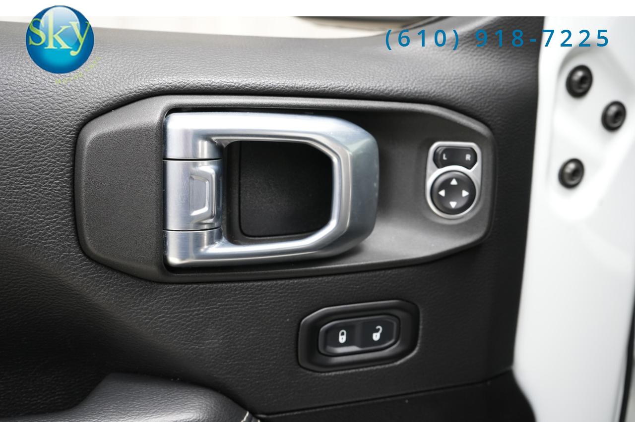 2021 Jeep Wrangler Unlimited 4WD Sahara LIFTED $25K UPGRADES West Chester PA