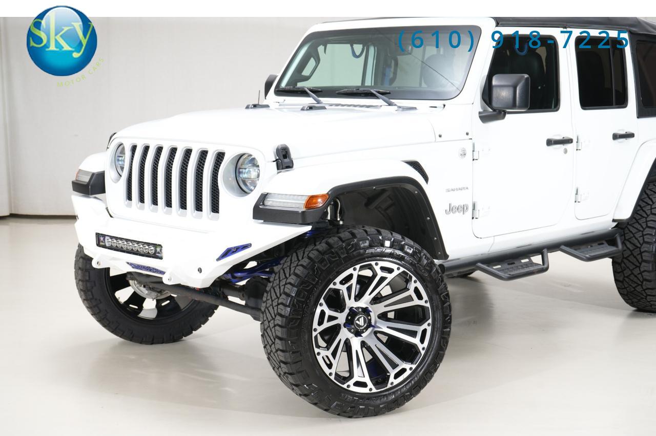 2021 Jeep Wrangler Unlimited Sahara photo 2