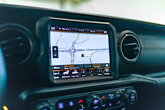 2021 Jeep Wrangler Unlimited 4x4 High Altitude EcoDiesel Leather Nav BCam 4" Lift Red Deer AB