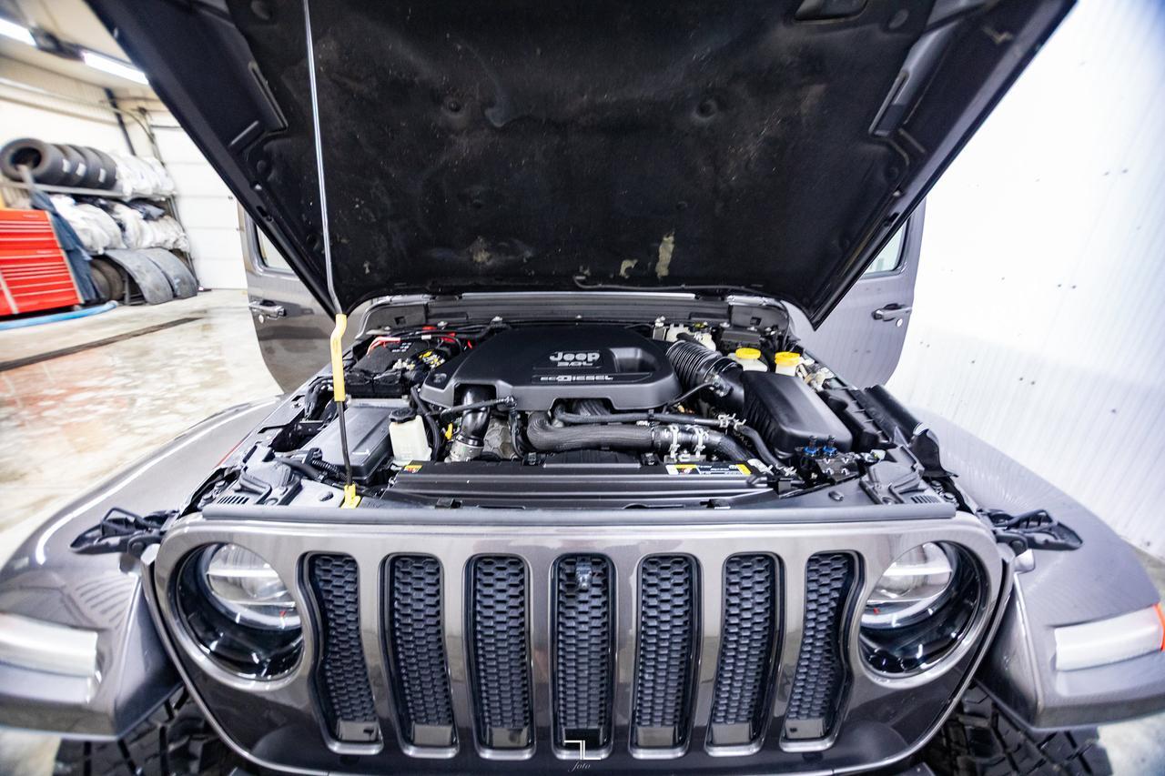 2021 Jeep Wrangler Unlimited 4x4 High Altitude EcoDiesel Leather Nav BCam 4" Lift Red Deer AB