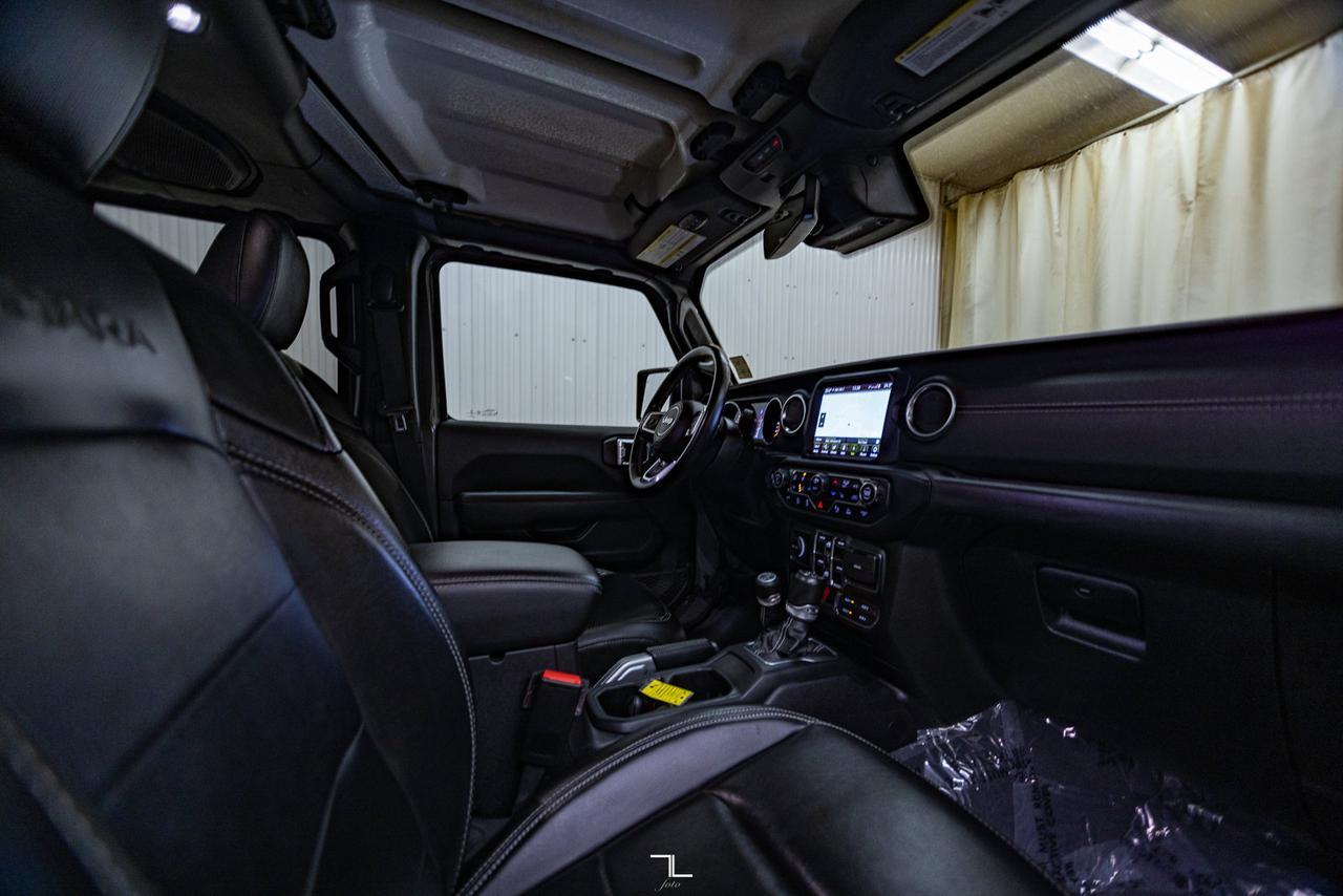 2021 Jeep Wrangler Unlimited 4x4 Sahara Leather Nav BCam Red Deer AB