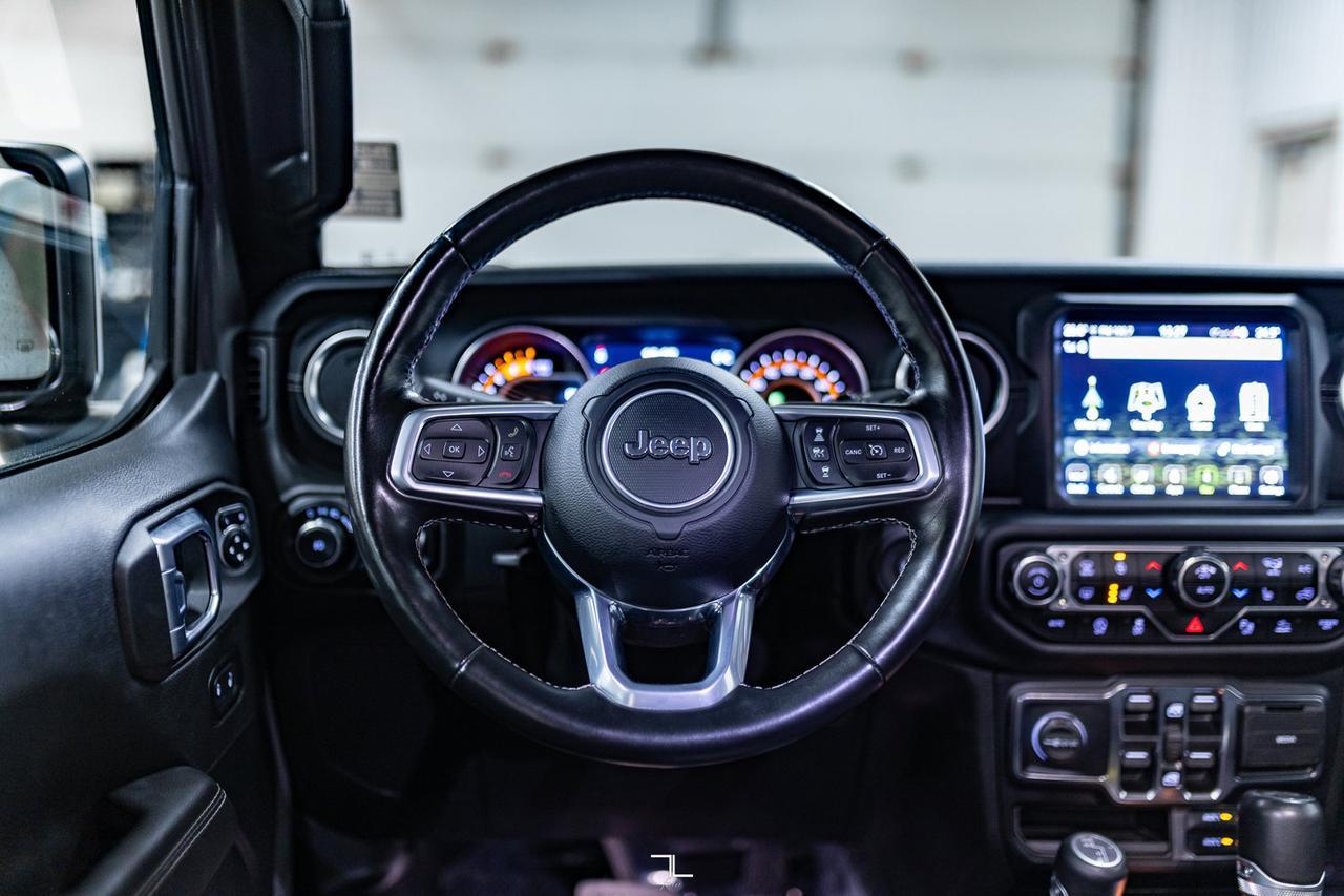 2021 Jeep Wrangler Unlimited 4x4 Sahara Leather Nav BCam Red Deer AB