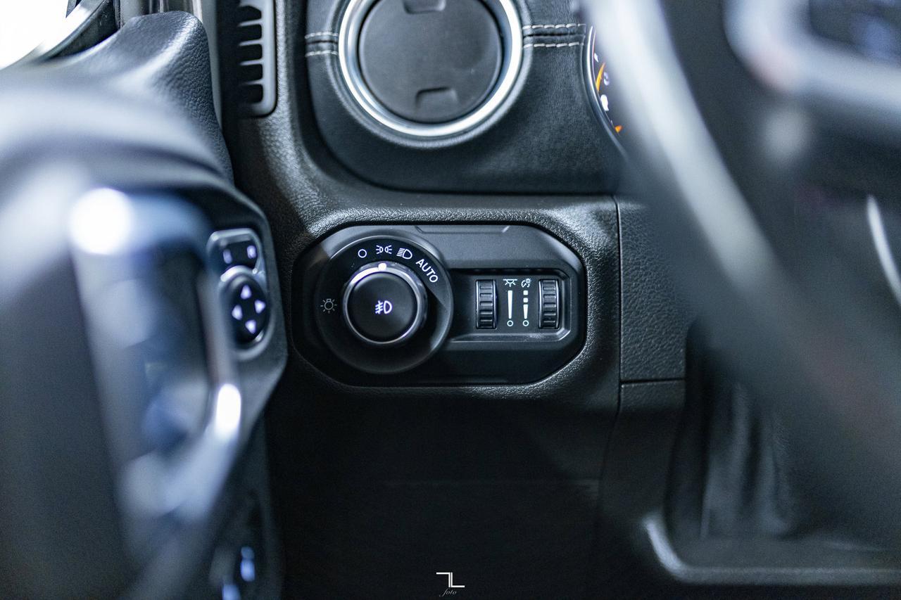 2021 Jeep Wrangler Unlimited 4x4 Sahara Leather Nav BCam Red Deer AB