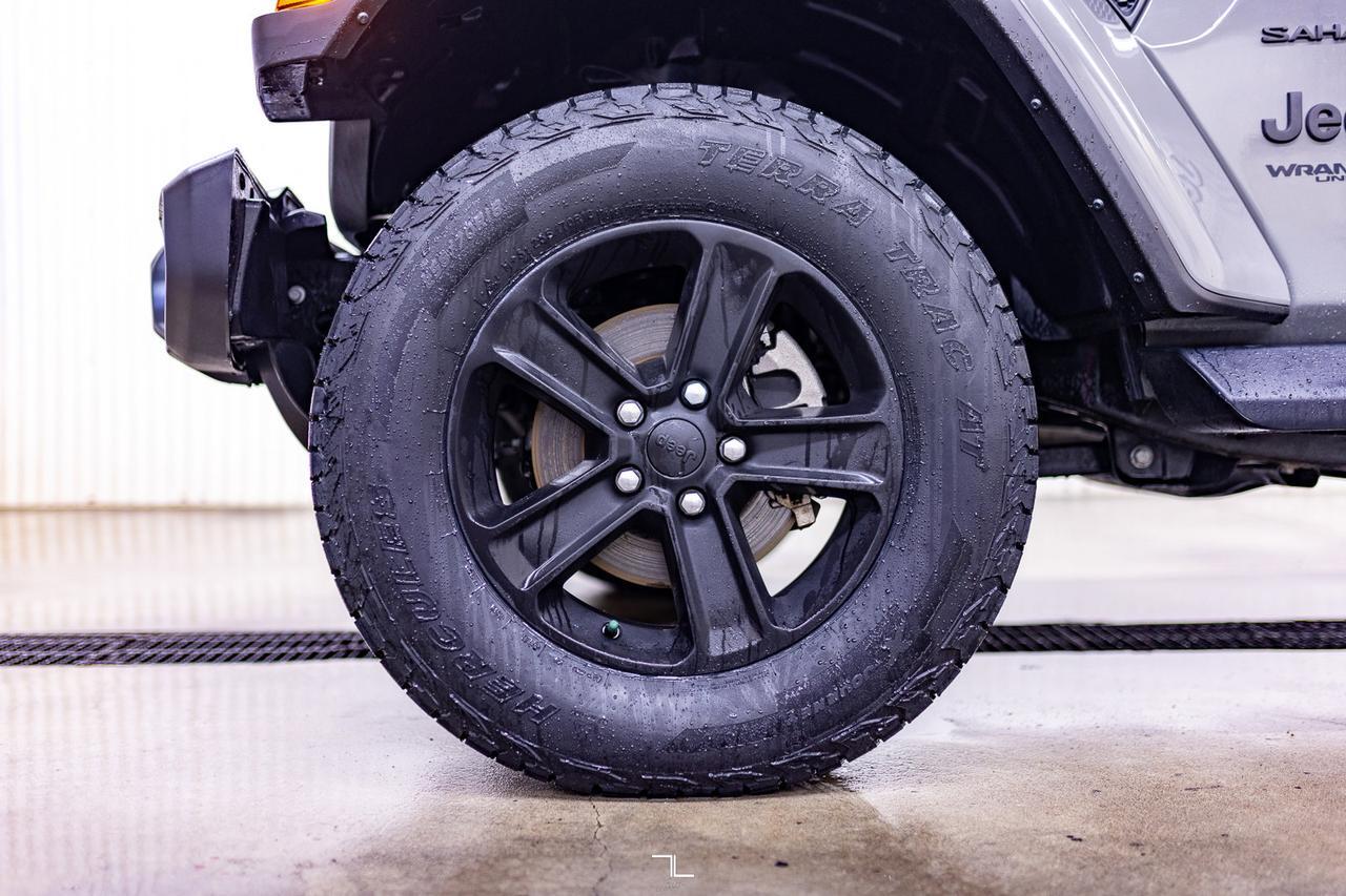 2021 Jeep Wrangler Unlimited 4x4 Sahara Leather Nav BCam Red Deer AB