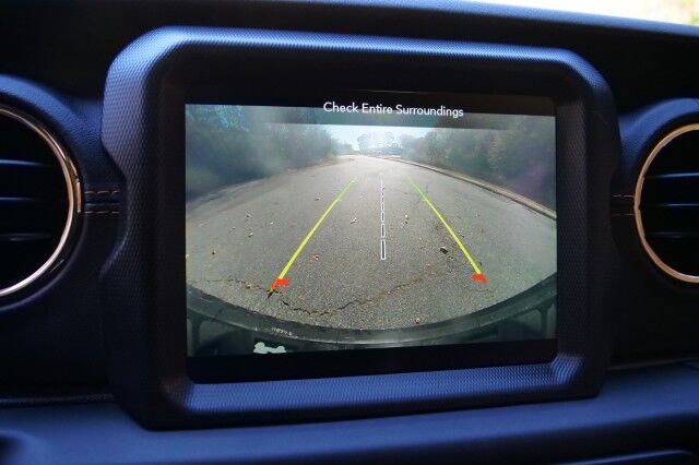 2021 Jeep Wrangler Unlimited High Altitude 4X4 / Sky One Roof / Diesel! High Point NC