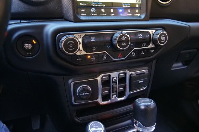 2021 Jeep Wrangler Unlimited High Altitude 4X4 / Sky One Roof / Diesel! High Point NC