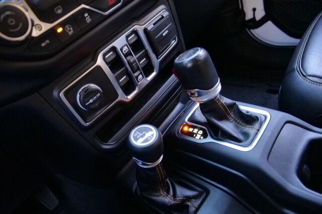 2021 Jeep Wrangler Unlimited High Altitude 4X4 / Sky One Roof / Diesel! High Point NC