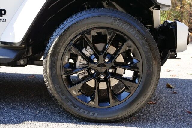 2021 Jeep Wrangler Unlimited High Altitude 4X4 / Sky One Roof / Diesel! High Point NC