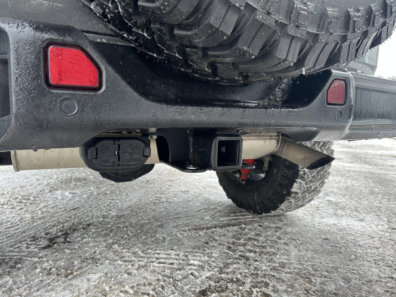 2021 Jeep Wrangler Unlimited Rubicon | 4:1 Rock-Trac 4WD | Alpine | Leather | Remote Start | Black Appearance Pkg Redwater AB