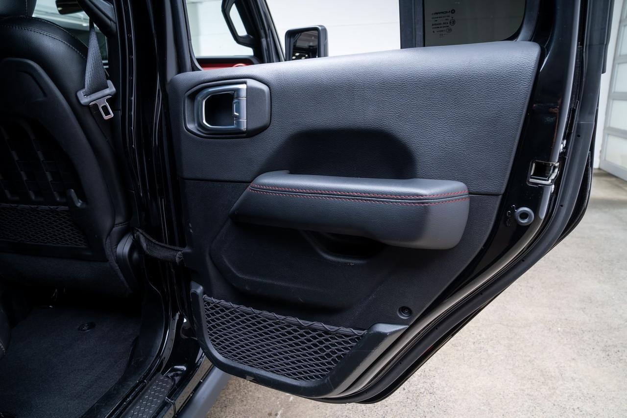 2021 Jeep Wrangler Unlimited Rubicon 4x4 Rough Country Lift 38s Warn VR10 Winch Portland OR