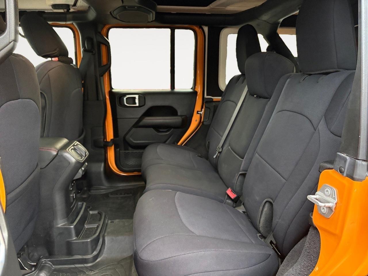 2021 Jeep Wrangler Unlimited Rubicon DIESEL 4X4, AUTO START/STOP, BACKUP CAMERA WITH PARKING SENSORS, FORWARD COLLISION ALERT, HEATED SEATS, APPLE CARPLAY/ANDROID AUTO, LOW MILEAGE, CLEAN CARFAX, WRANGLE THE KEYS TODAY! Virginia Beach VA