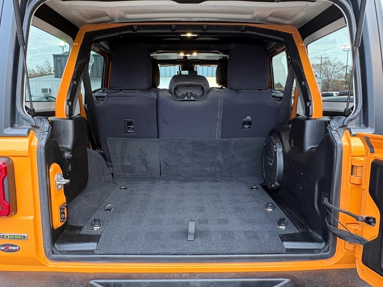 2021 Jeep Wrangler Unlimited Rubicon DIESEL 4X4, AUTO START/STOP, BACKUP CAMERA WITH PARKING SENSORS, FORWARD COLLISION ALERT, HEATED SEATS, APPLE CARPLAY/ANDROID AUTO, LOW MILEAGE, CLEAN CARFAX, WRANGLE THE KEYS TODAY! Virginia Beach VA