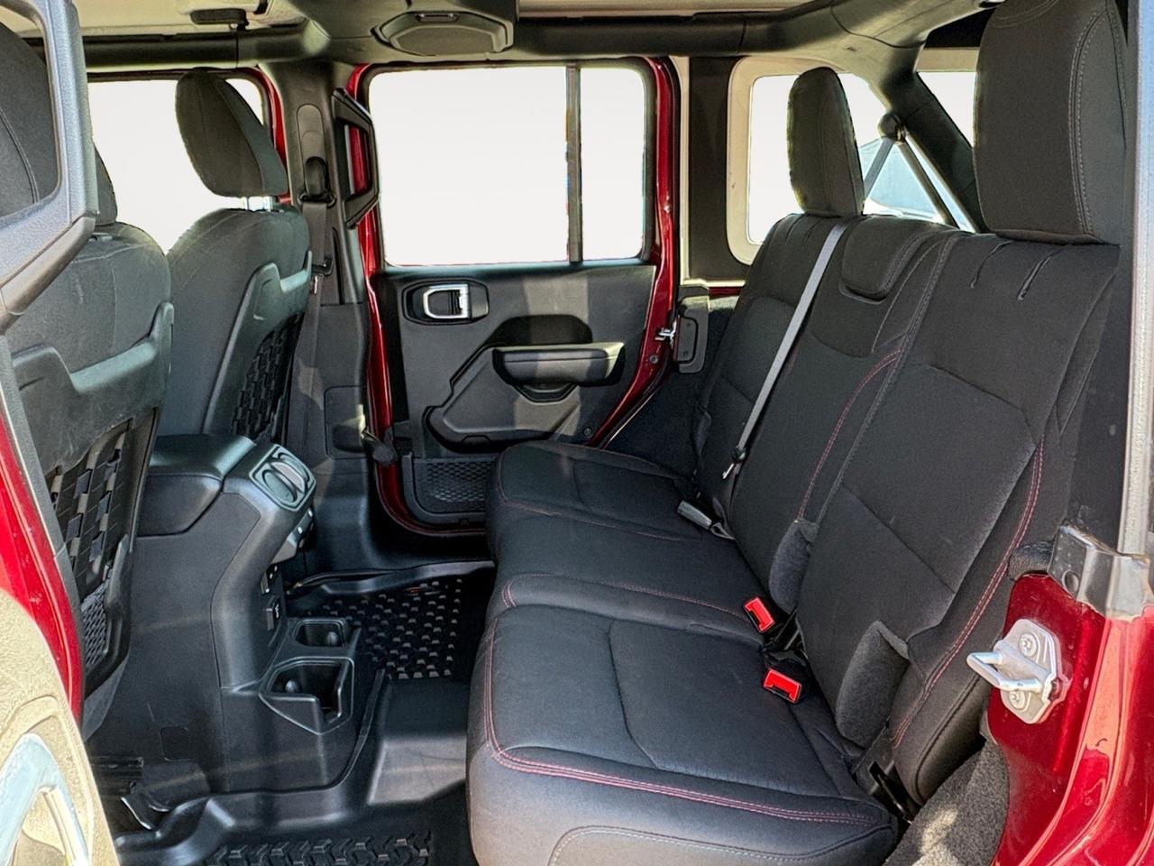 2021 Jeep Wrangler Unlimited Rubicon, MOPAR HARDTOP, REMOTE START, TOW PACKAGE, APPLE CARPLAY/ANDROID AUTO, BODY COLOR FENDER FLARES, BACKUP CAMERA WITH PARKING SENSORS, OFF ROAD PLUS MODE, ONLY 1 OWNER, CLEAN CARFAX, WRANGLE THIS RIDE! Virginia Beach VA