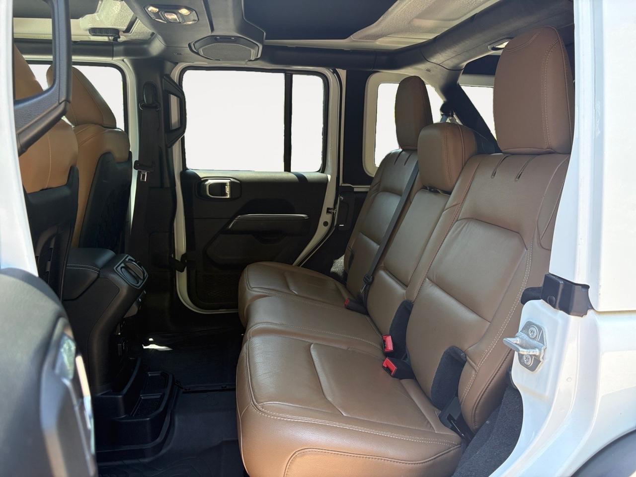 2021 Jeep Wrangler Unlimited Rubicon, RUNNING BOARDS, FENDER FLARES, FRONT TOW HOOKS, HARD TOP, KEYLESS START, APPLE CARPLAY/ANDROID AUTO, HEATED STEERING WHEEL & SEATS, BACKUP CAMERA WITH PARKING SENSORS, BLIND SPOT ALERT, FORWARD COLLISION WARNING, LANE KEEP ASSIST, Virginia Beach VA