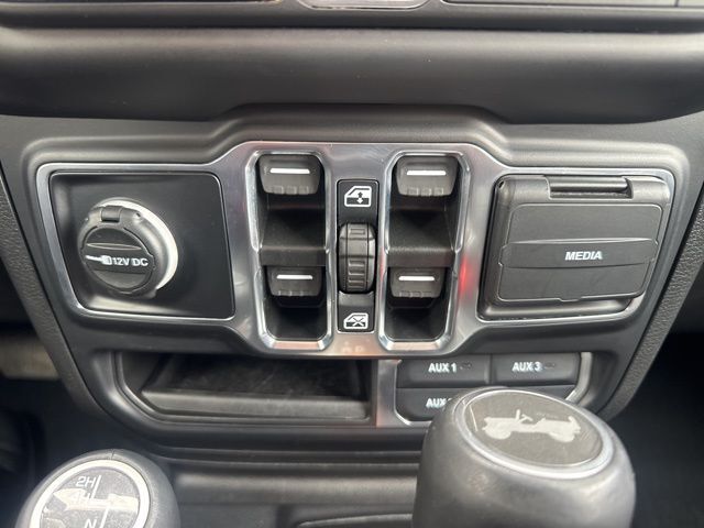 2021 Jeep Wrangler Unlimited Sahara Altitude Random Lake WI