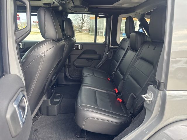 2021 Jeep Wrangler Unlimited Sahara Altitude Random Lake WI