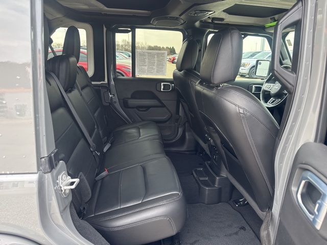 2021 Jeep Wrangler Unlimited Sahara Altitude Random Lake WI