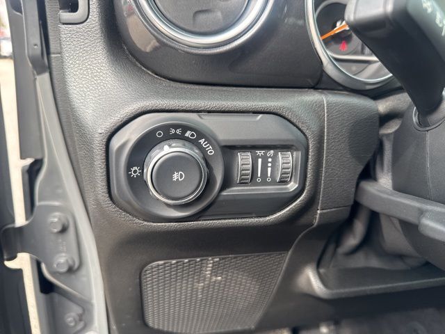 2021 Jeep Wrangler Unlimited Sahara Altitude Random Lake WI