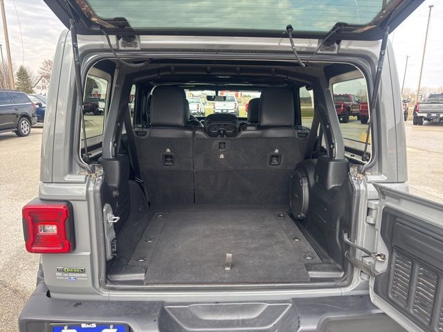 2021 Jeep Wrangler Unlimited Sahara Altitude Random Lake WI