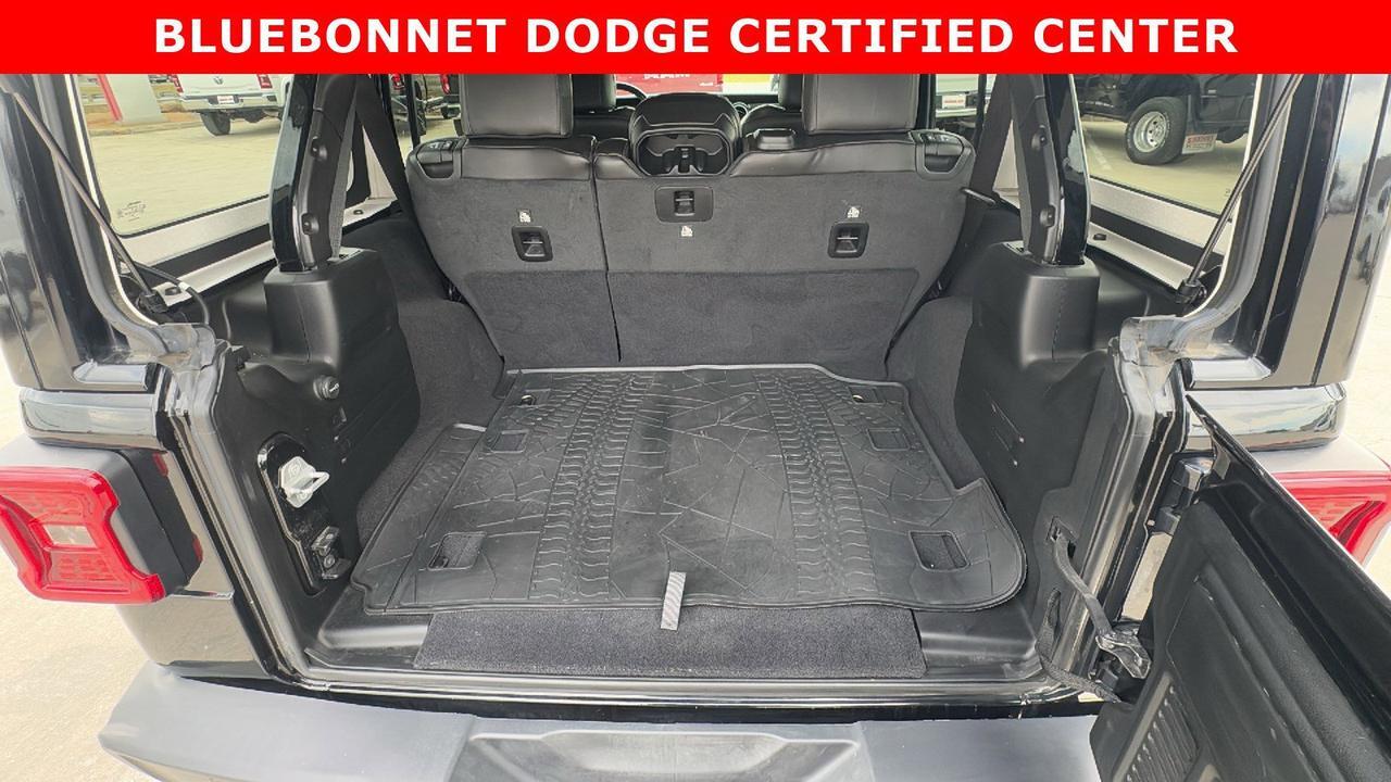 2021 Jeep Wrangler Unlimited Sahara Altitude New Braunfels TX