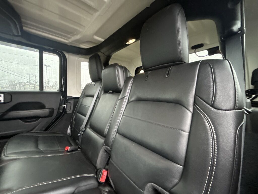 2021 Jeep Wrangler Unlimited Sahara Crestwood KY